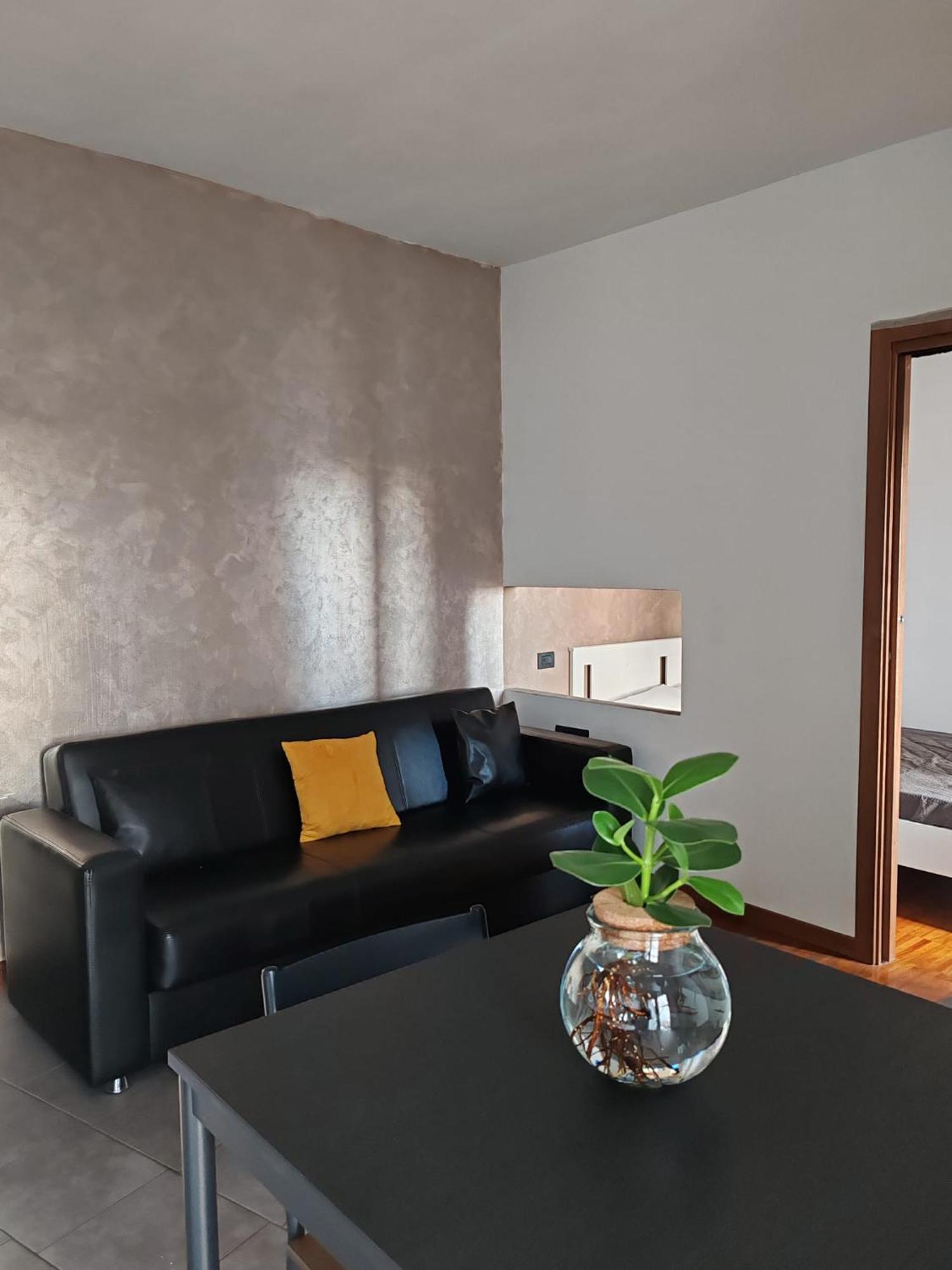 Terrazzo Di Bicocca Apartment M5 Niguarda M3 Zara Centrale & Garibaldi Station Milaan Buitenkant foto
